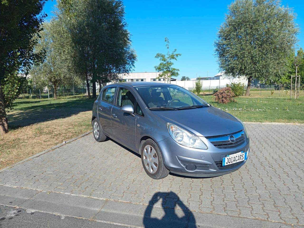 Opel Corsa 1.2 5 porte Cosmo