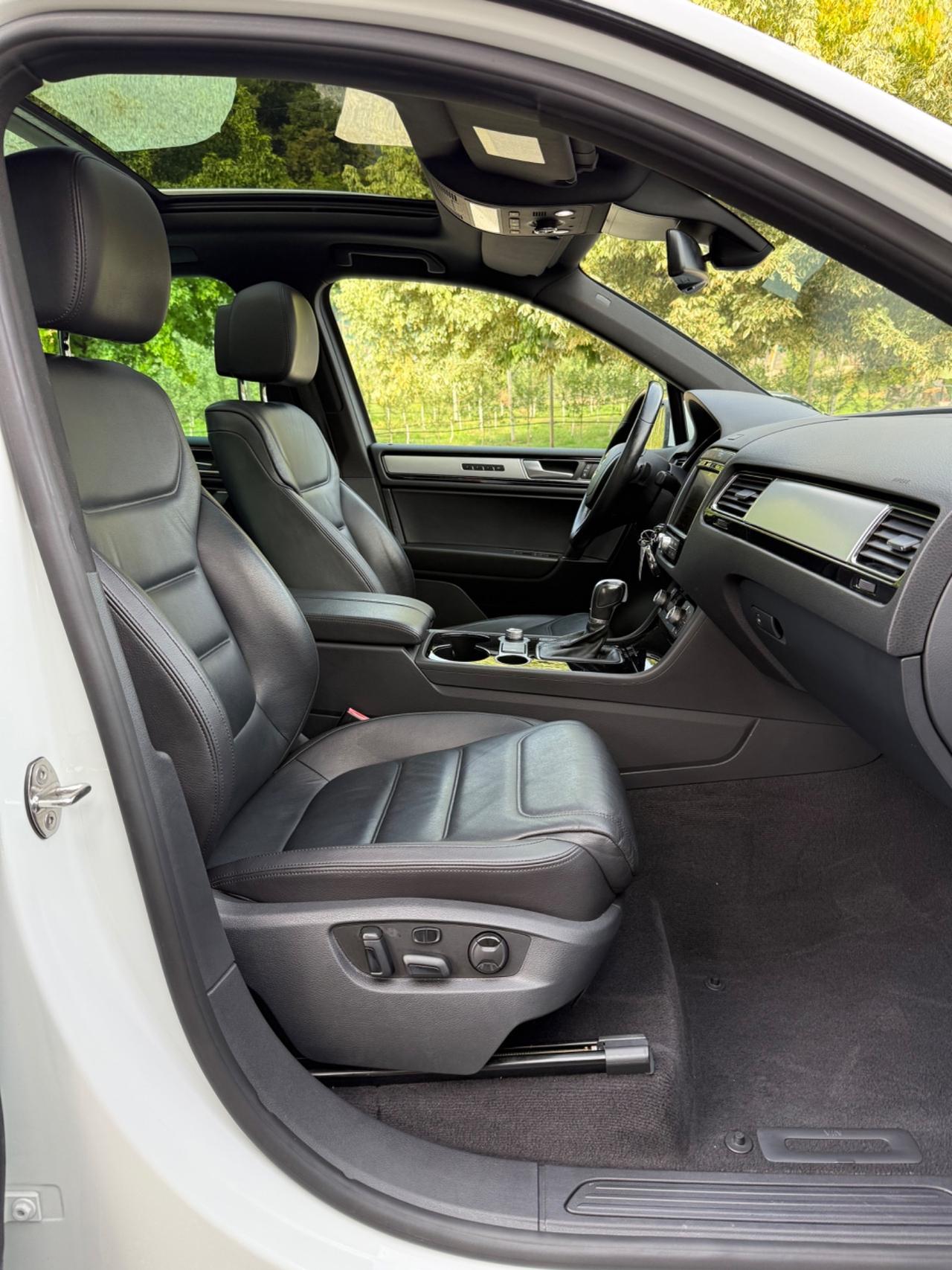 Volkswagen Touareg 3.0 TDI 204 CV tiptronic BlueMotion Techn. Executive