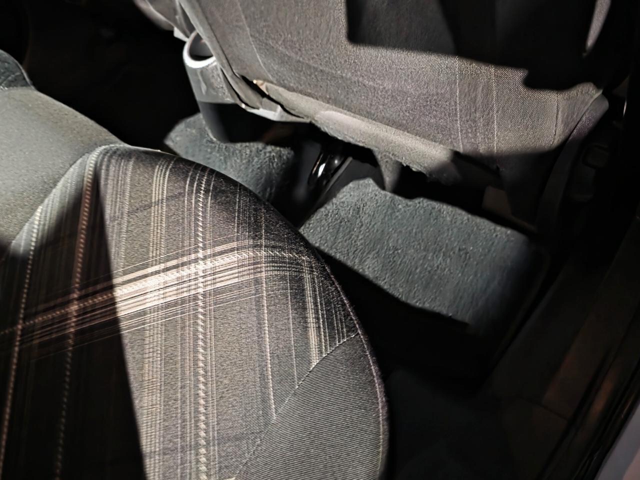 Opel Corsa 1.2 Coupé b-Color