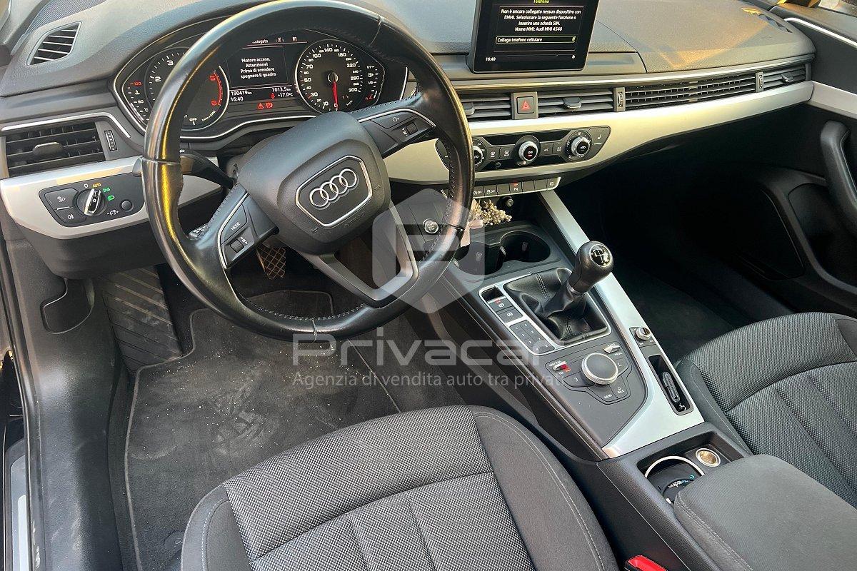 AUDI A4 2.0 TDI 150 CV ultra Business Sport