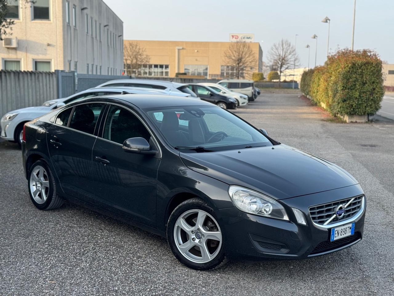 Volvo S60 D3 2.0D 163cv Automatico Summum