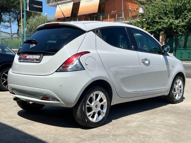 LANCIA Ypsilon 1.2 69 CV 5 porte GPL Ecochic Platinum