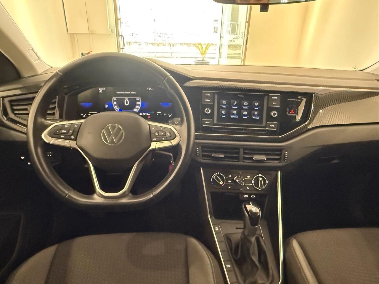 VOLKSWAGEN TAIGO AUTOMATICA 30.000 KM