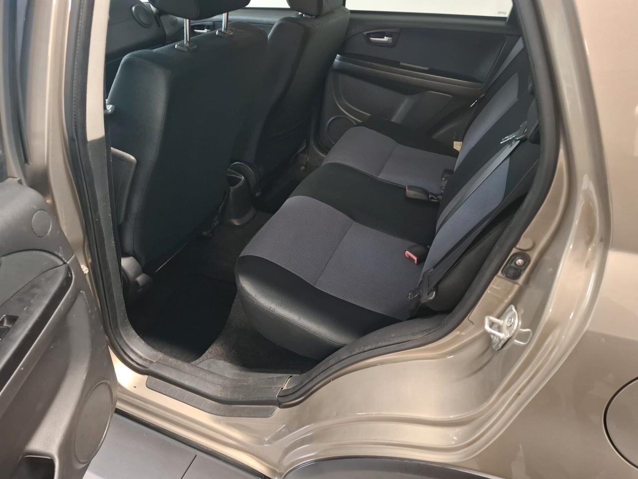 Fiat Sedici 1.9 MJT 4x4 Emotion