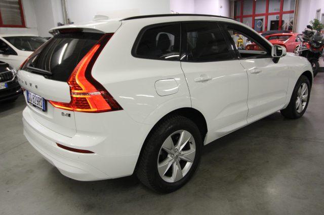 VOLVO XC60 B4 (d) AWD Geartronic Business