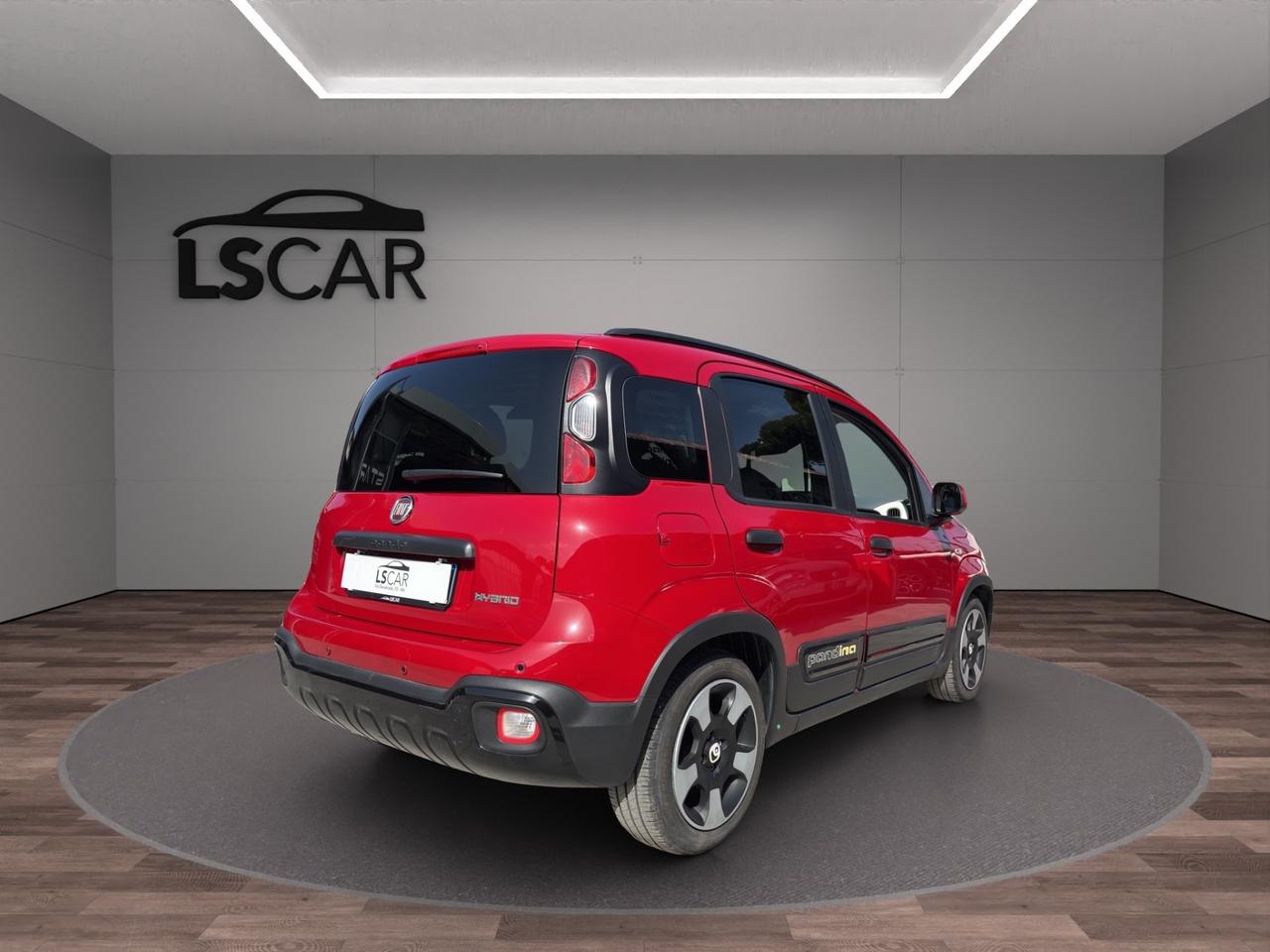 Fiat - Pandina Cross 1.0 firefly hybrid