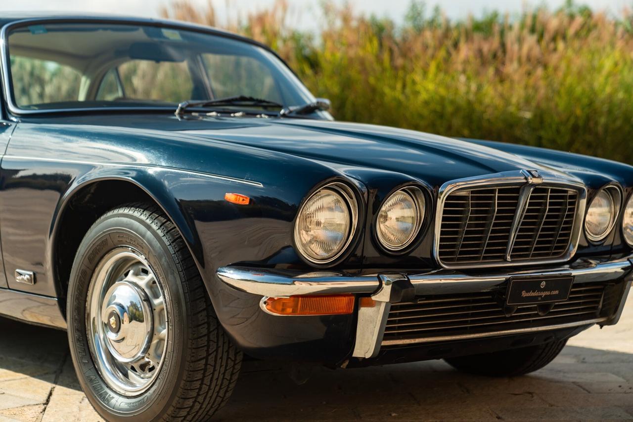 Jaguar XJ 4.2 - JAG00070