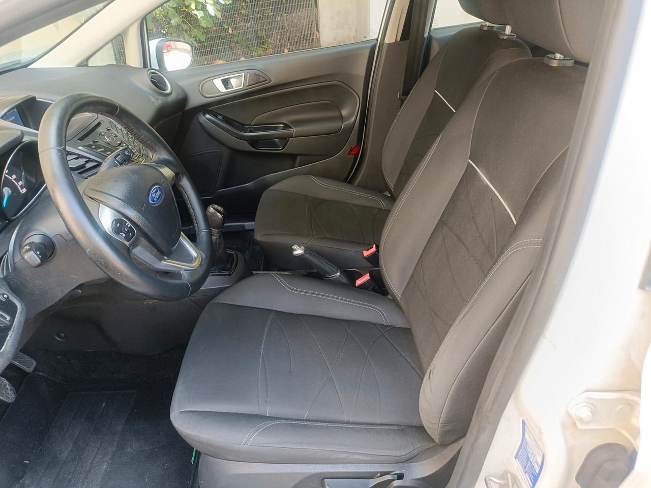 Ford Fiesta 1.2 60CV 5 porte Titanium
