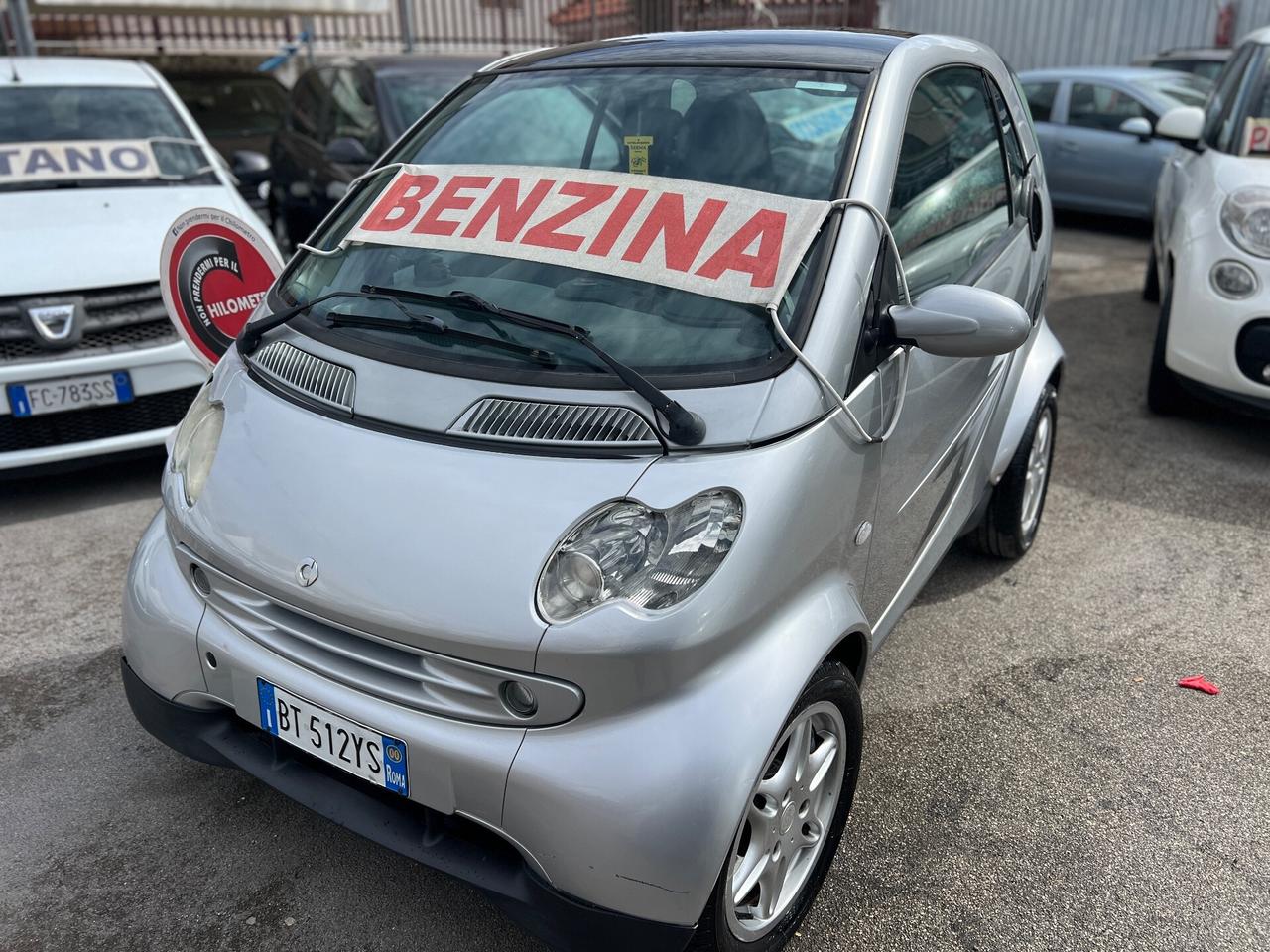 Smart 700 Benzina Anno 2001 km 140000