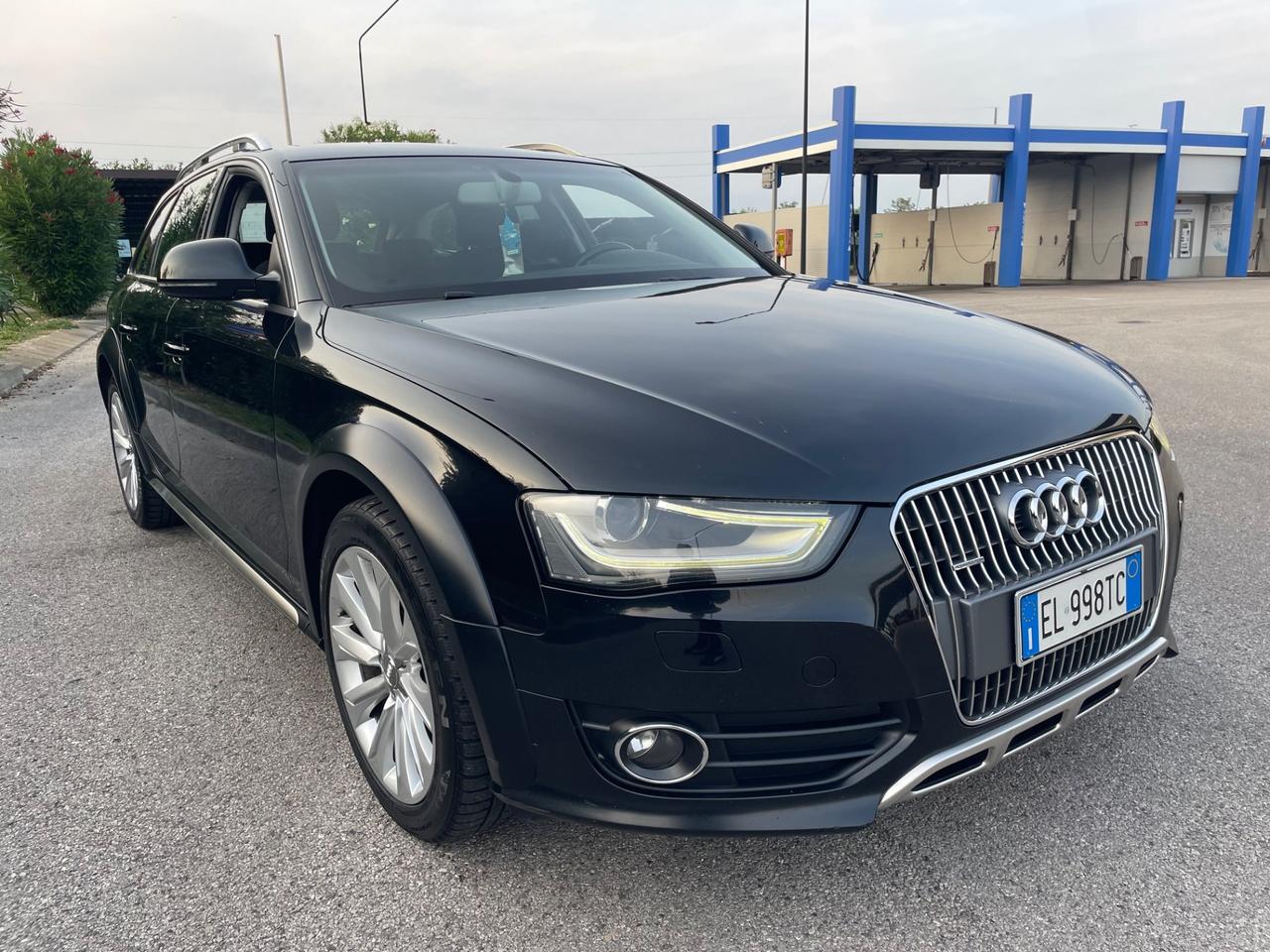 Audi A4 allroad 2.0 TDI 177 CV 2012 garanzia €.9500