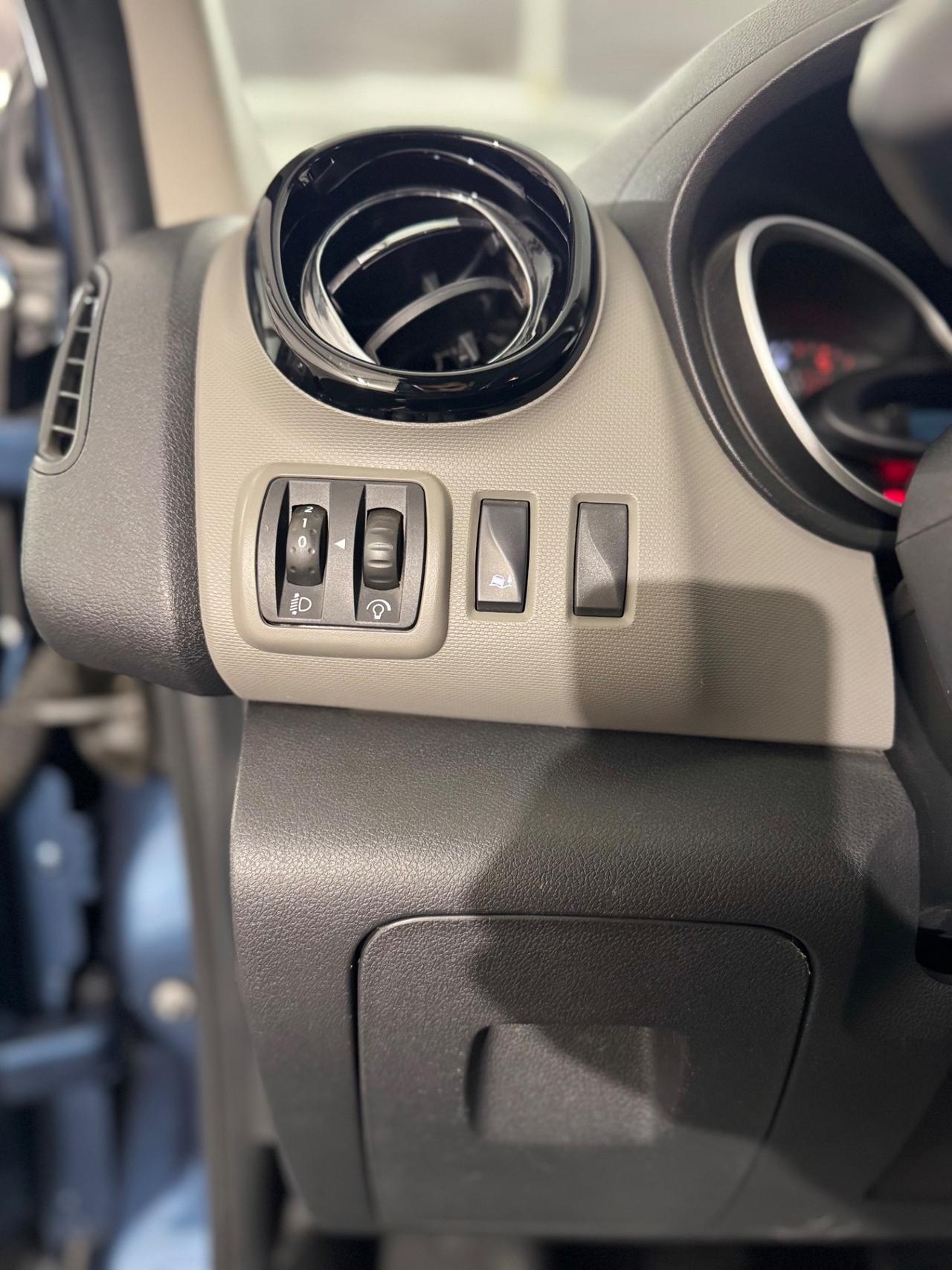Renault Trafic 1.6 dCi 125CV 9 POSTI S&S PC-TN Intens ADATTO AI NEOPATENTATI