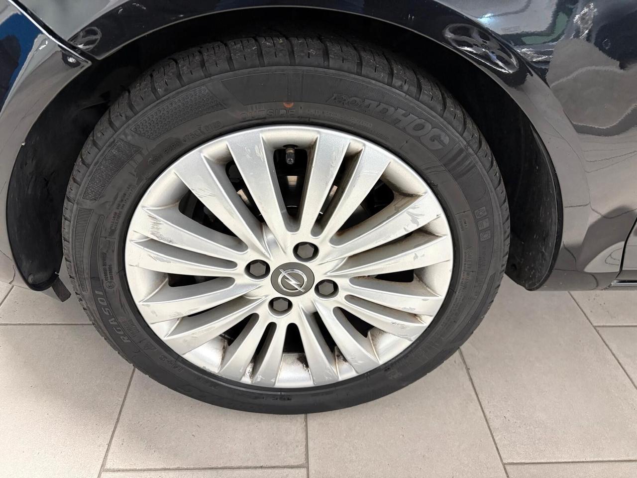 Opel Corsa 1.2 85CV 5 porte GPL-TECH Edition