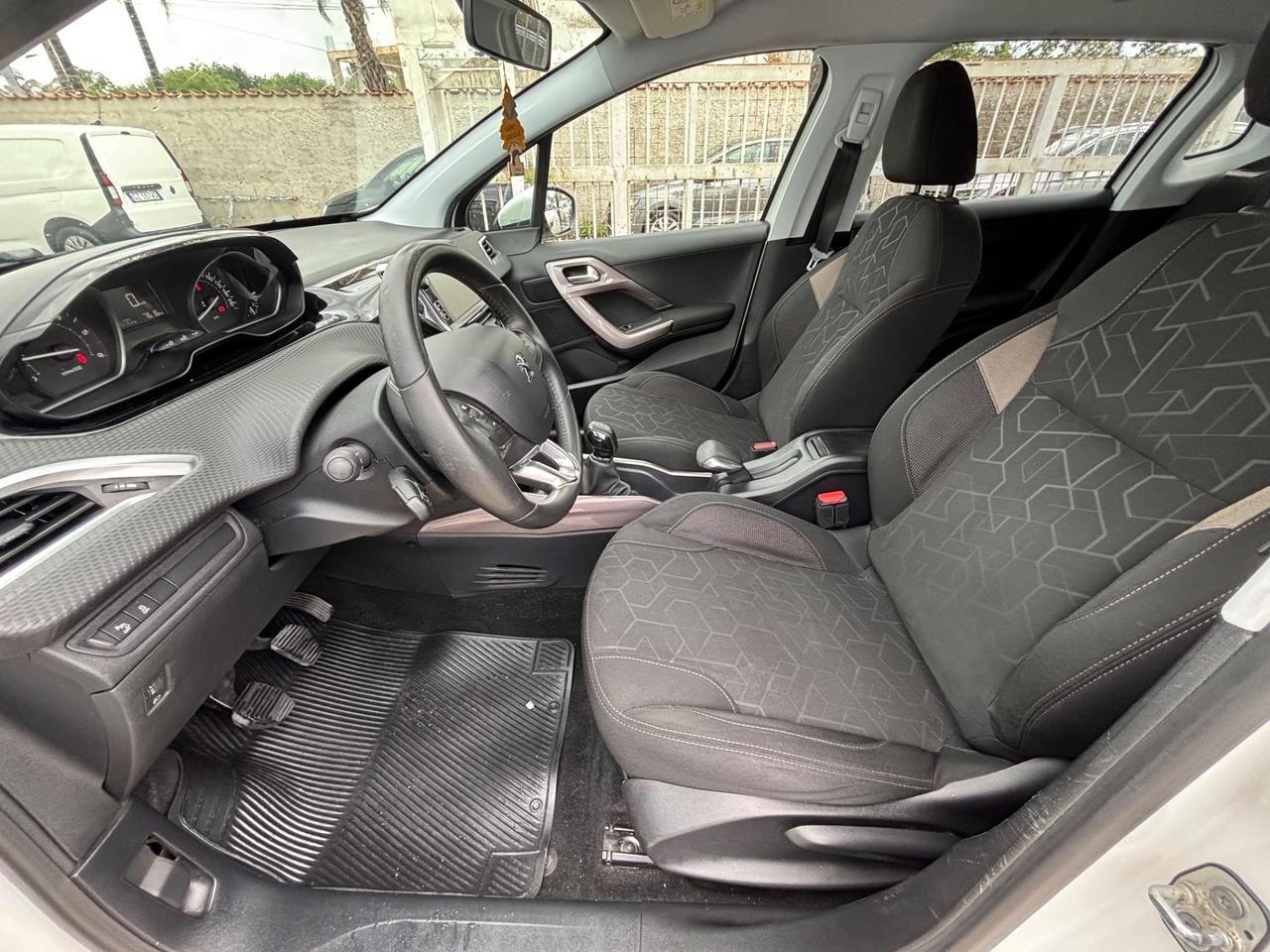 PEUGEOT 2008 HDI 100CV 2016 PERFETTA