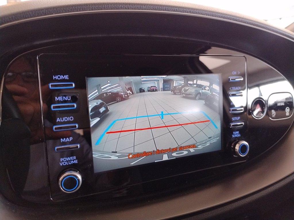 TOYOTA Aygo x 1.0 active 72cv del 2022