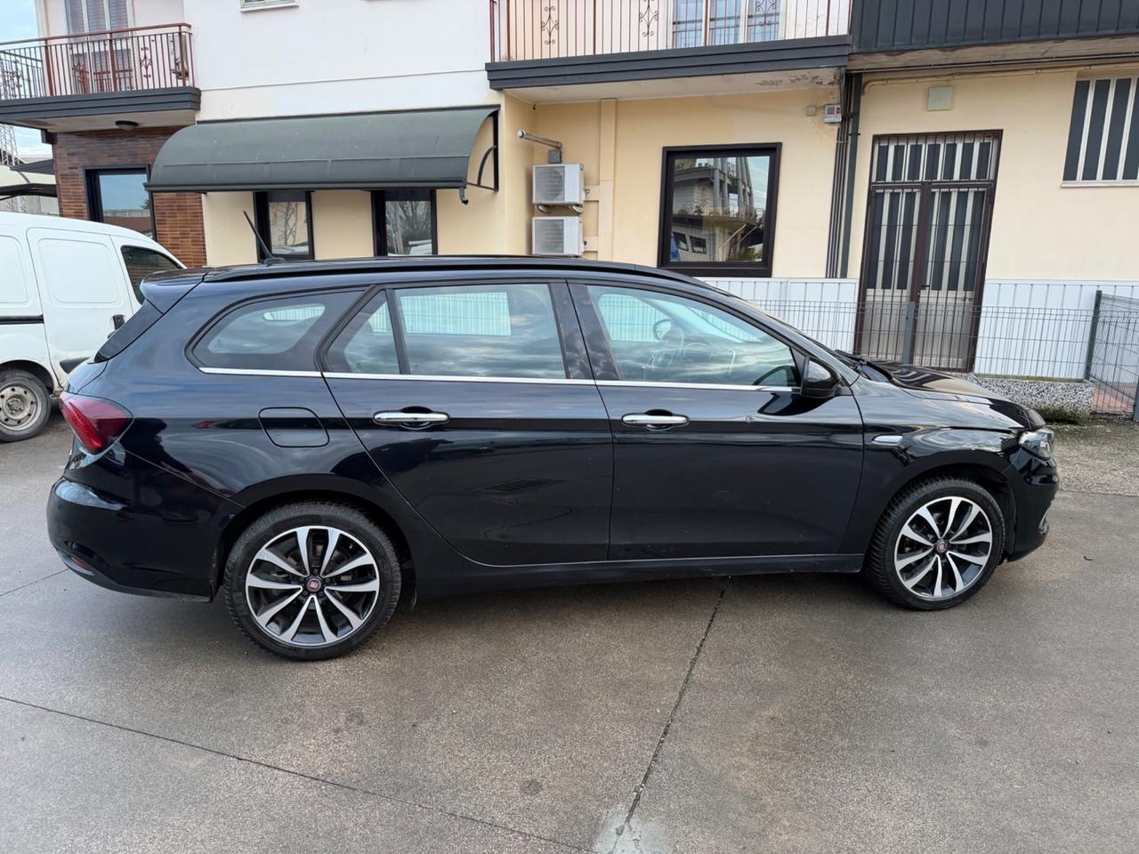 Fiat Tipo 1.6 Mjt S&S SW S-Design
