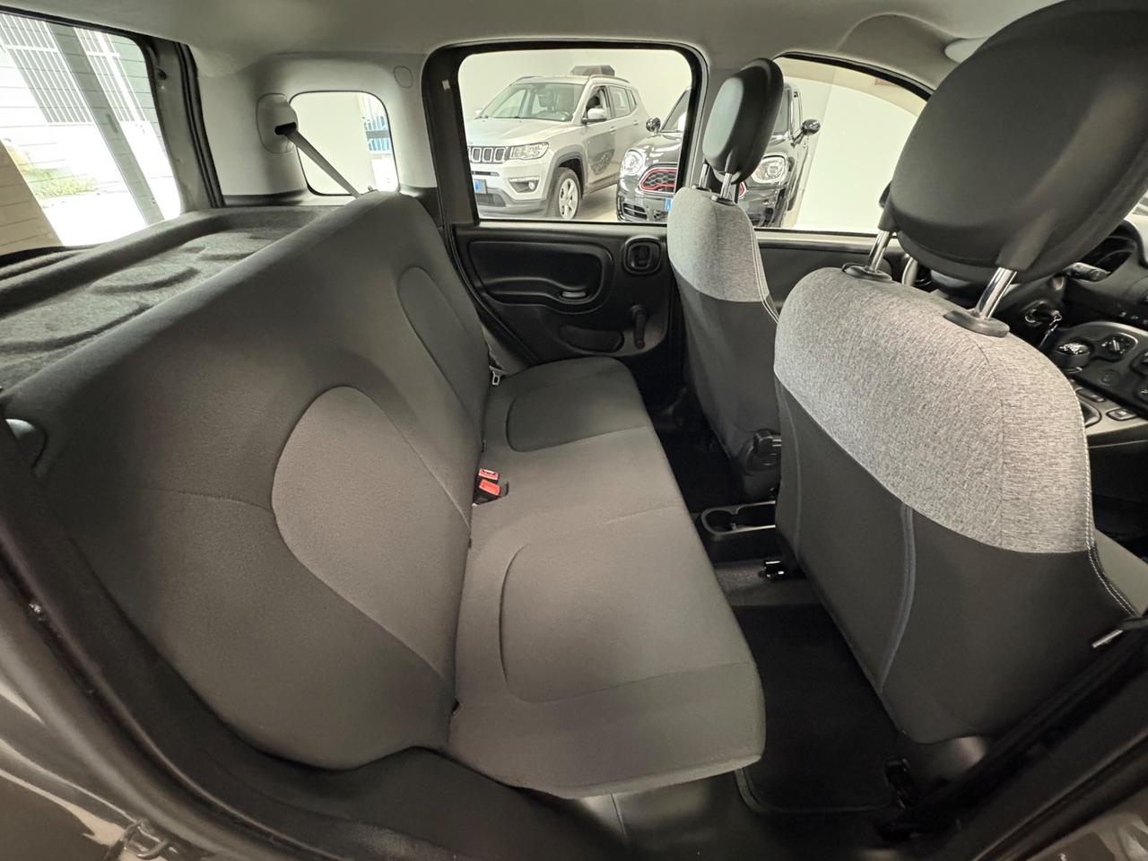 Fiat Panda 1.0 Hybrid 69cv 2021 km 4000 neopatentati