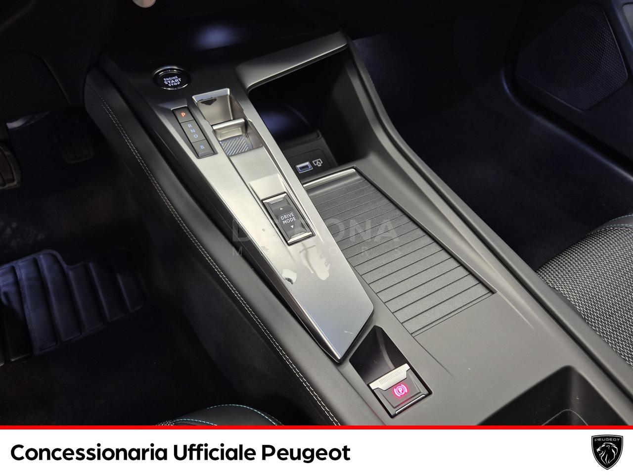 Peugeot 308 1.6 hybrid phev allure pack 180cv e-eat8