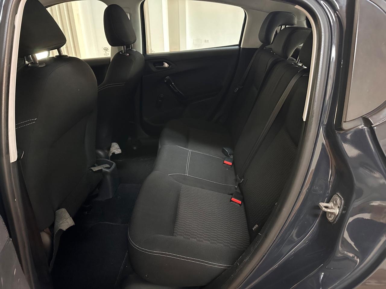 Peugeot 208 PureTech 82 5 porte Active