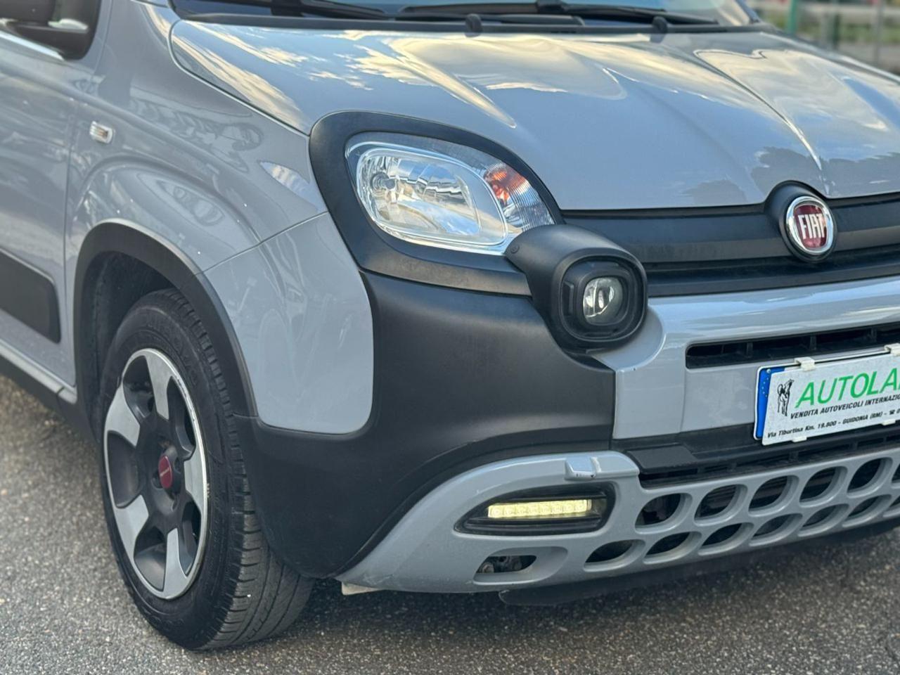 FIAT Panda Cross 1.0 FireFly S&S Hybrid UniPro UConnect 7 Pollici