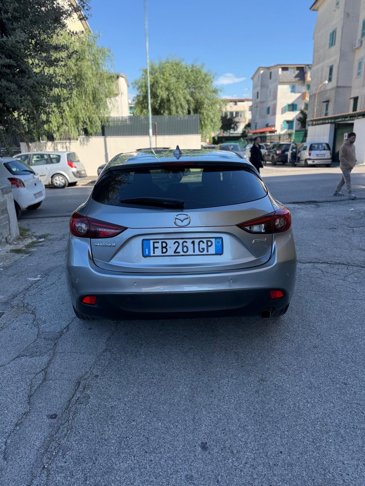 Mazda 3 Mazda3 1.5 Skyactiv-G Evolve