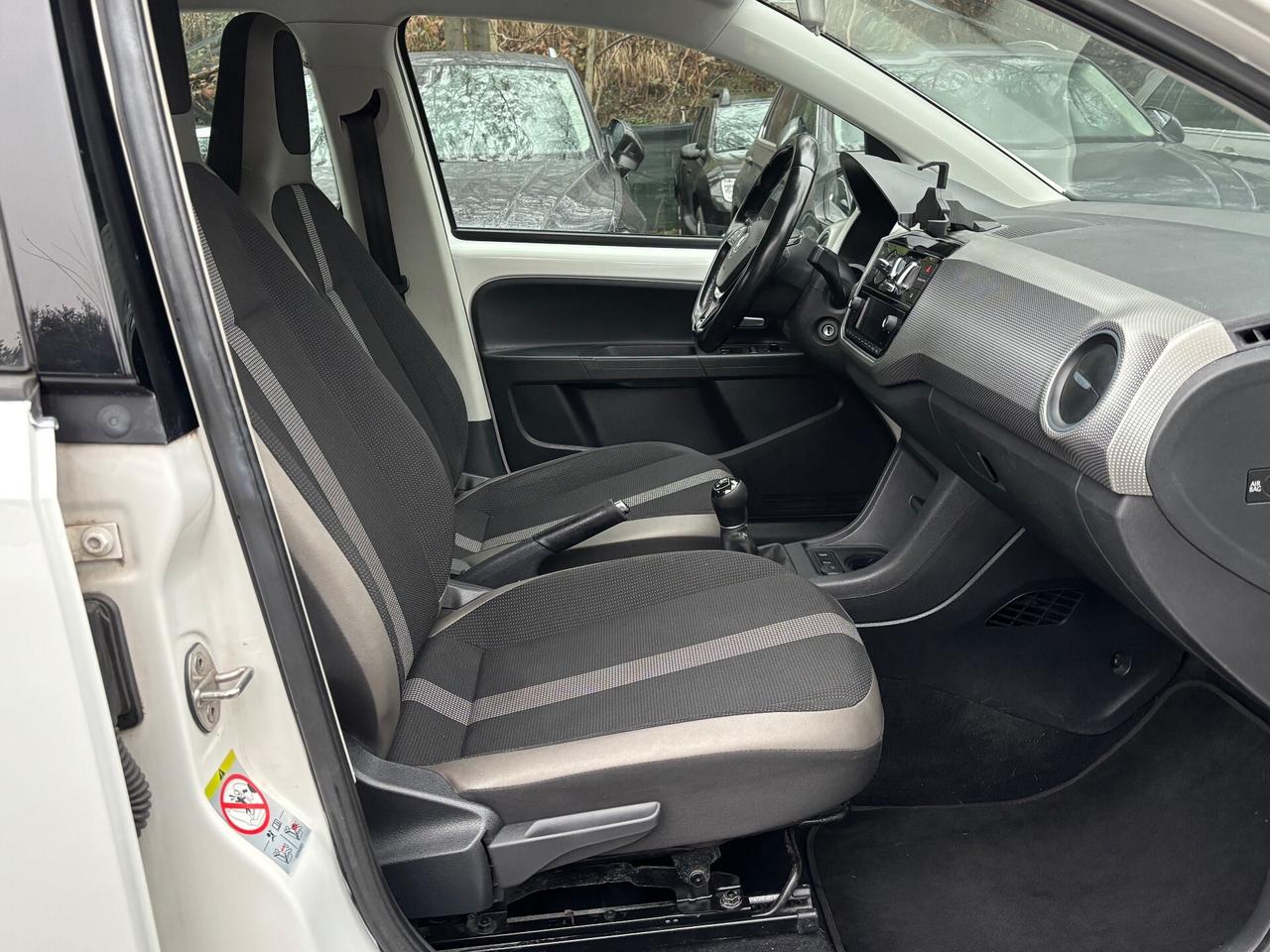 Volkswagen up! 1.0 5p. highUP! OK NEOPATENTATI