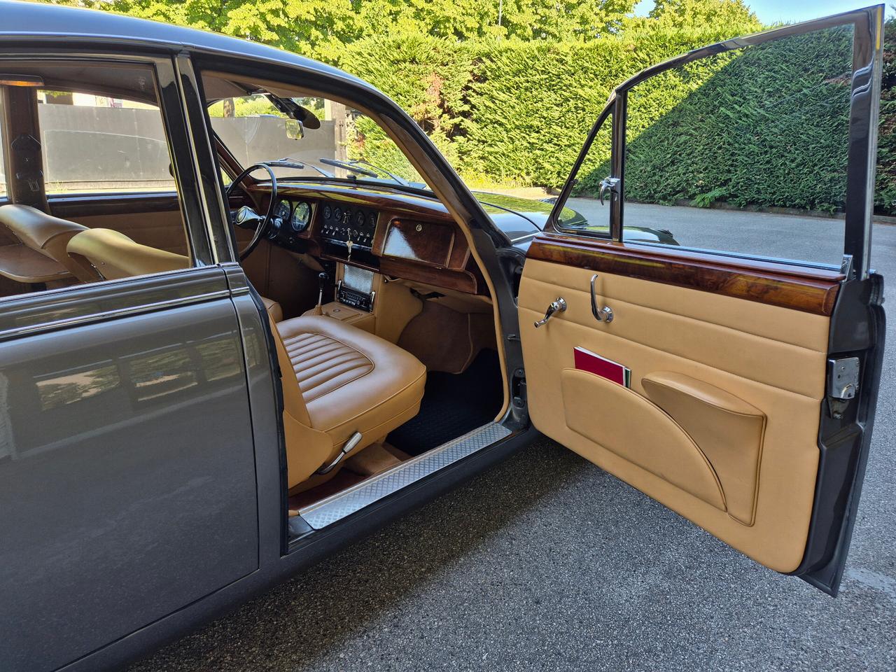 Jaguar MK II 3.8