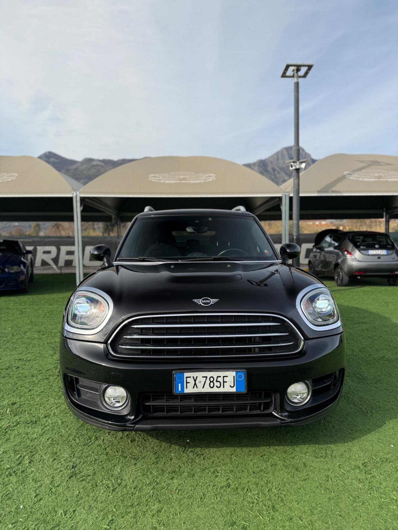 Mini Cooper Countryman 1.5 Benz
