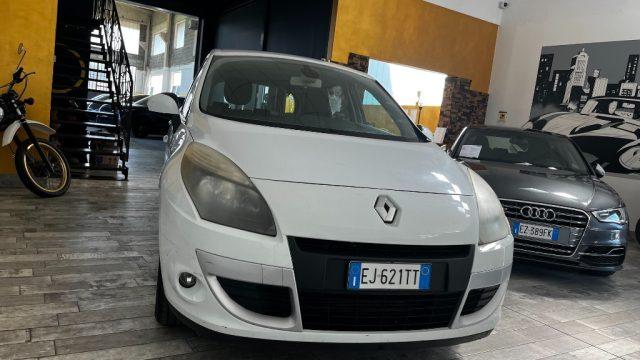 RENAULT Scenic 1.5 dCi 110CV EDC Dynamique