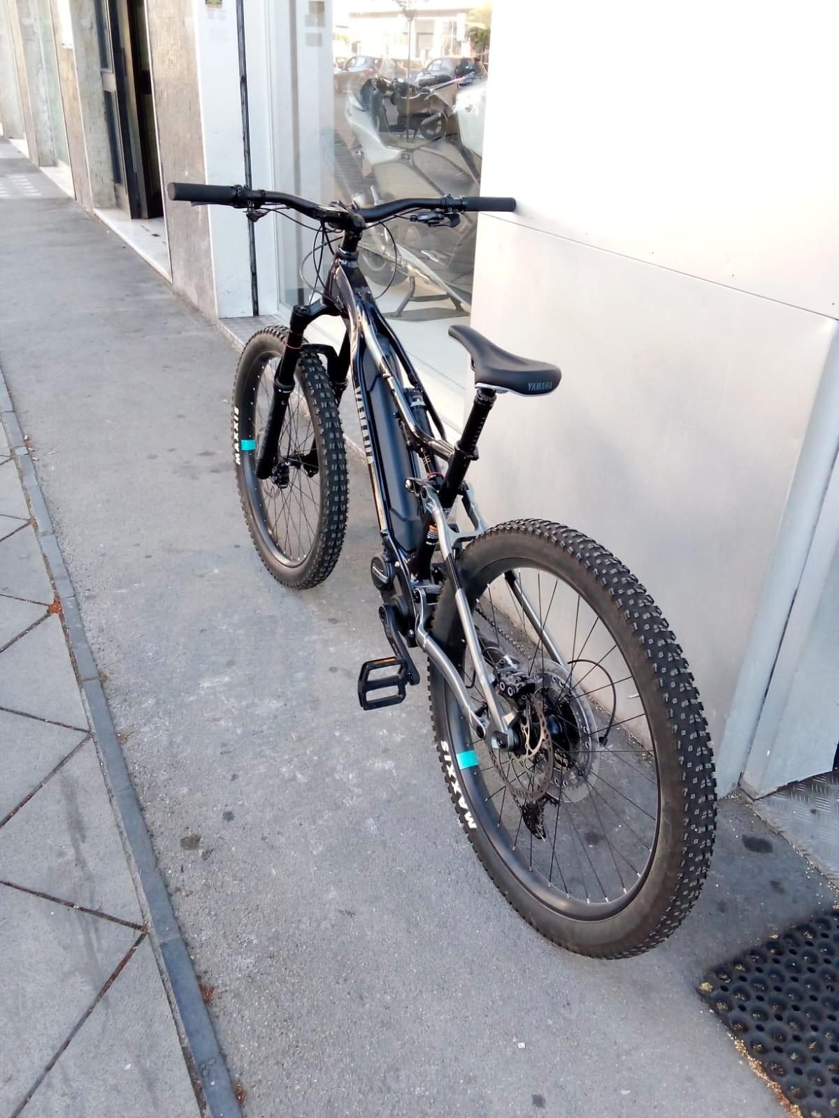 Yamaha Aerox 50