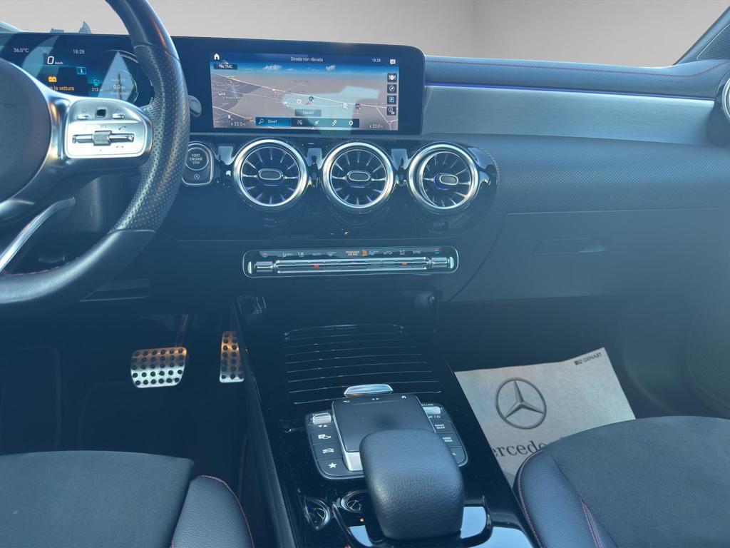 Mercedes CLA 200 d Premium auto