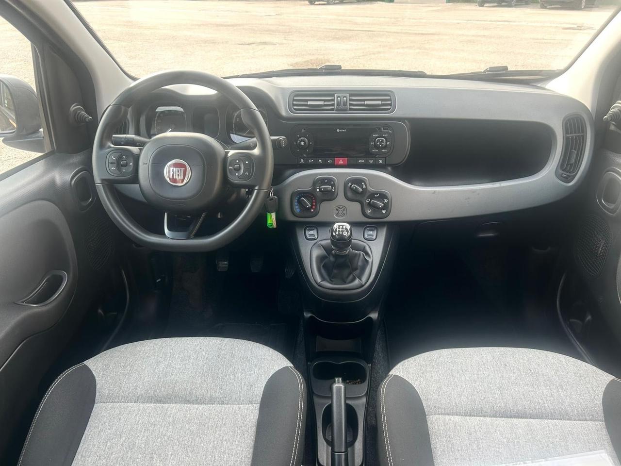 Fiat Panda 1.2 Connected by Wind