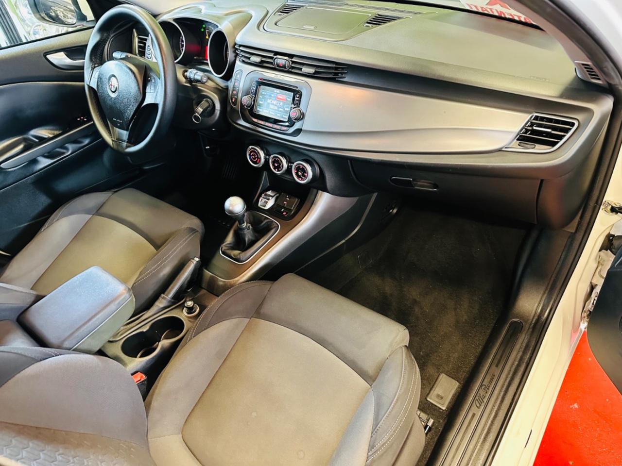 Alfa Romeo Giulietta 1.6 JTDm-2 105 CV Exclusive