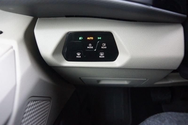 Volkswagen Multivan 2.0 TDI 150cv Space DSG 7 POSTI