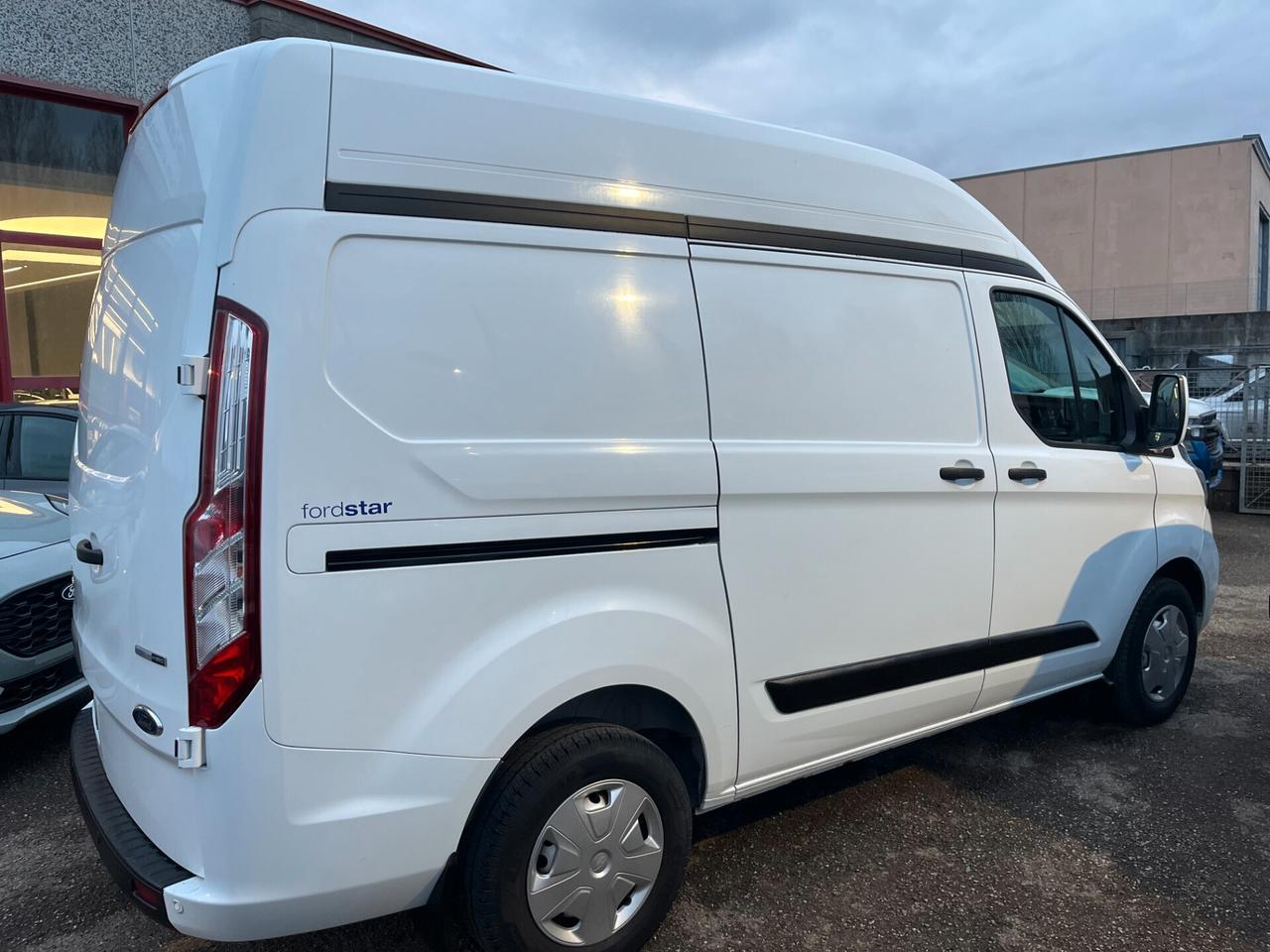 Ford Transit Custom 300 2.0 EcoBlue Hybrid 130 PC Furgone Trend