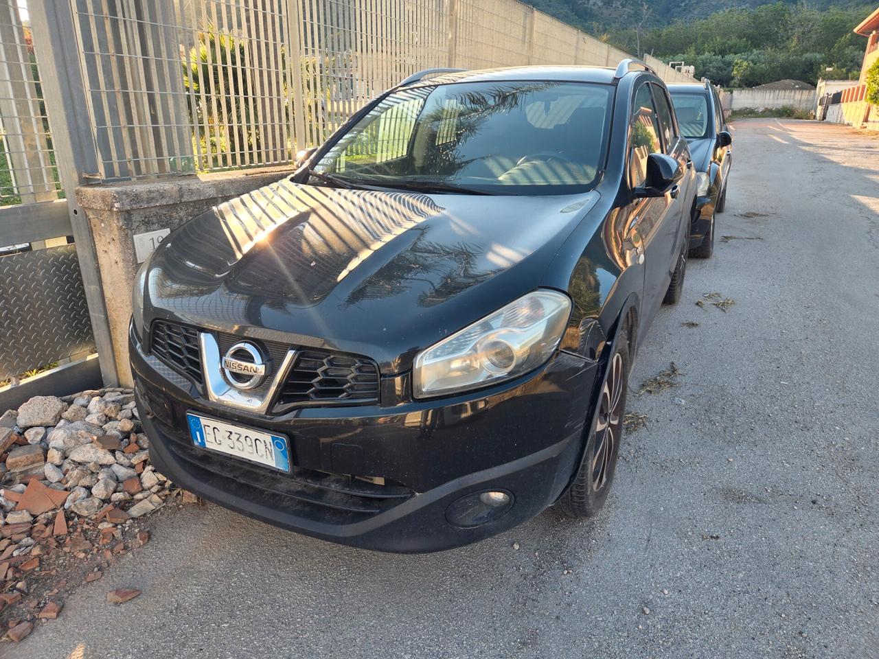 Nissan Qashqai 2.0 dCi DPF n-tec - 2010