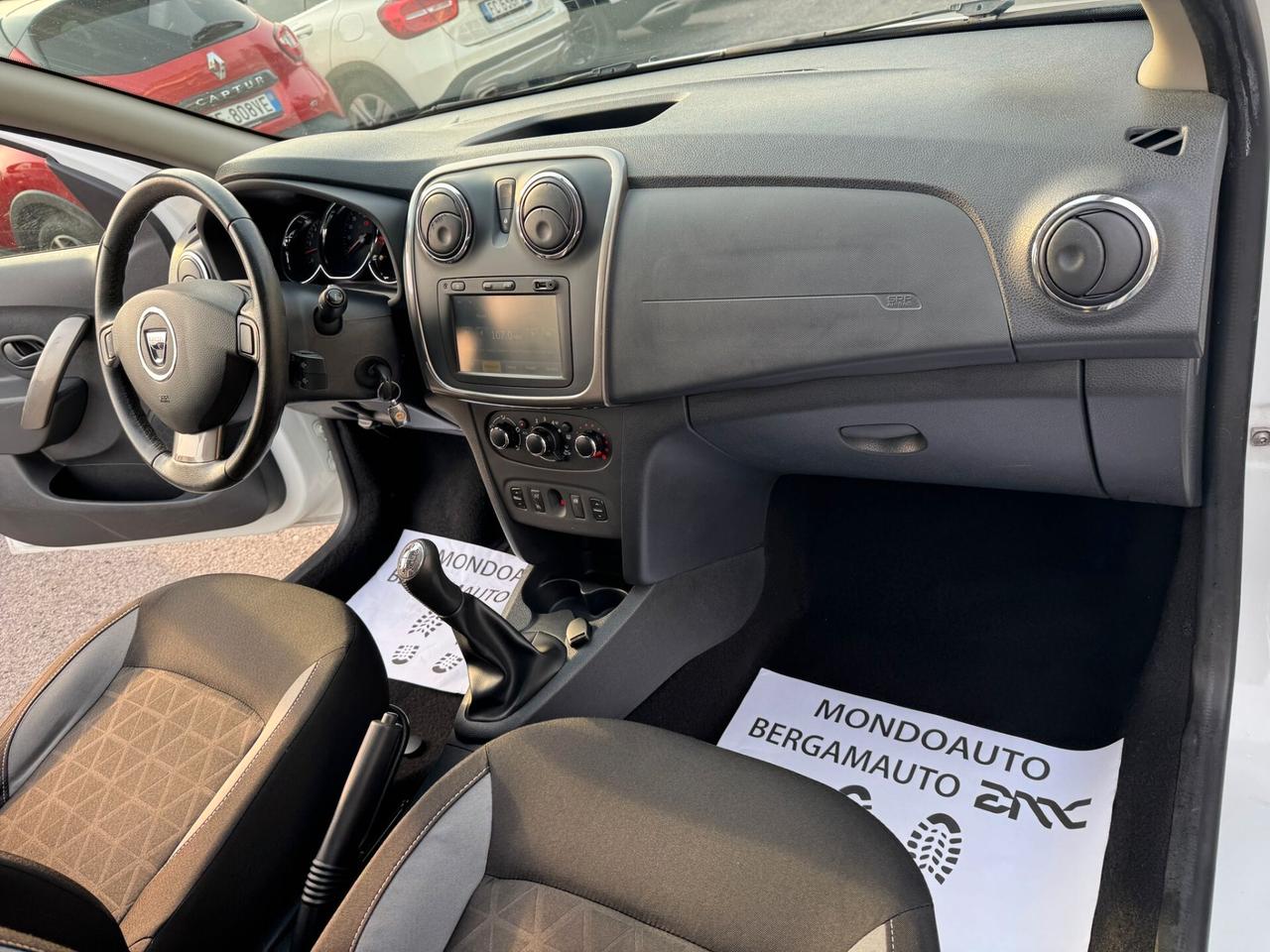 Dacia Sandero Stepway 900 TCe 12V 90CV Prestige