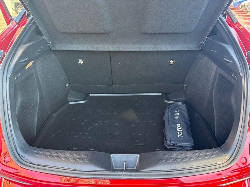 Toyota C-HR C-HR 1.8h Trend e-cvt