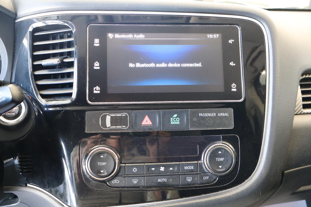Mitsubishi Outlander 2.2 Instyle awd 7POSTI