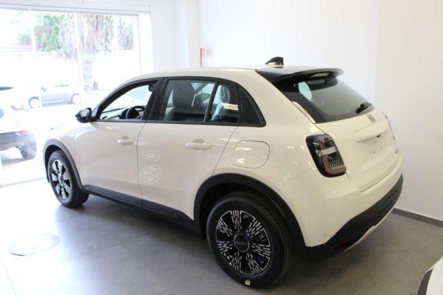 FIAT 600 Hybrid 110 CV DCT MHEV -KM0
