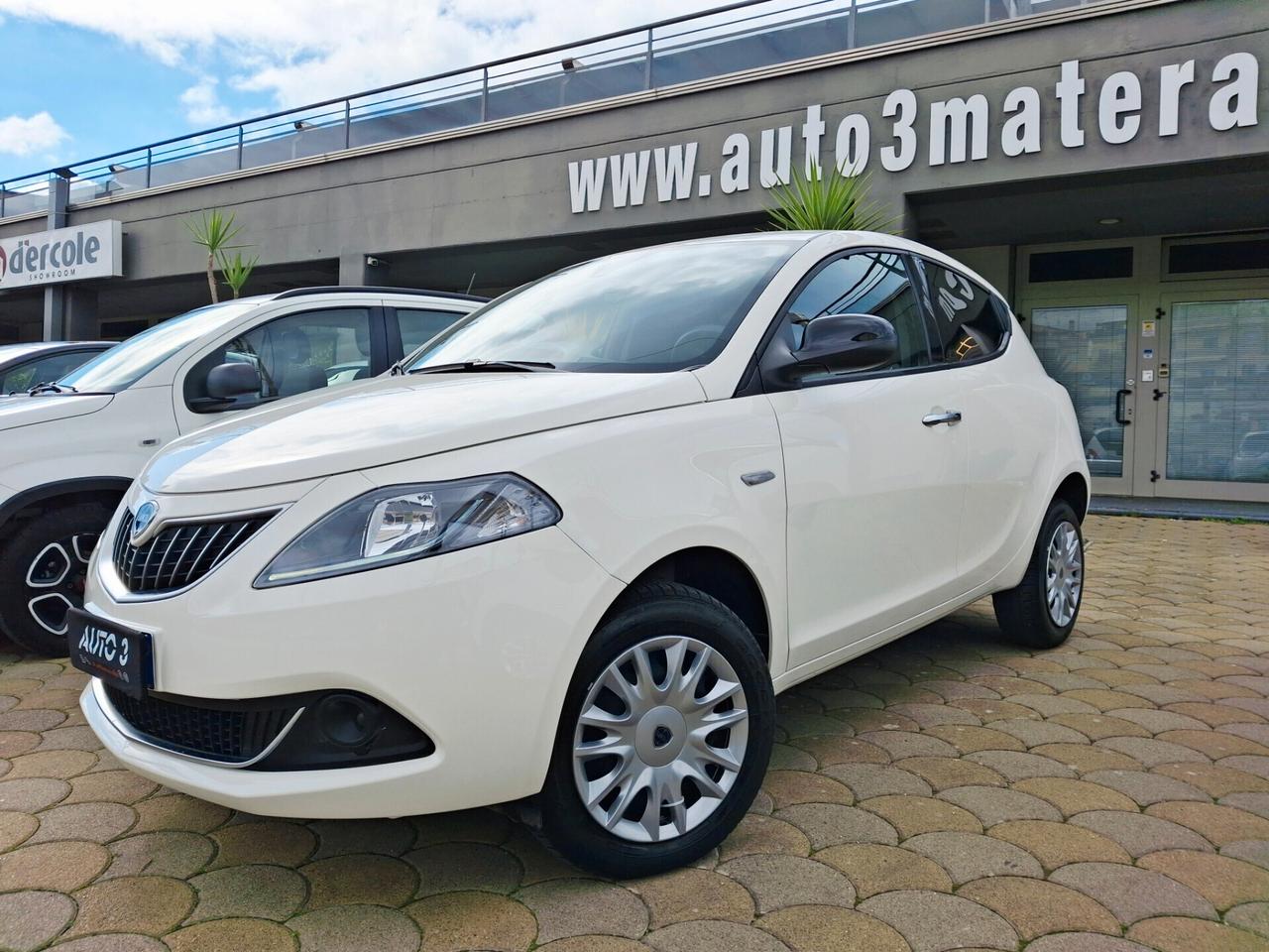 Lancia Ypsilon 0.9 TwinAir 5 porte Metano Ecochic Gold