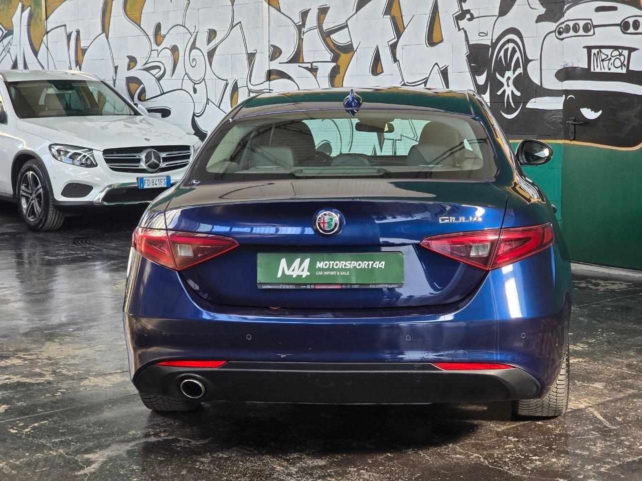 Alfa Romeo Giulia 2.2 TD 150cv AT8
