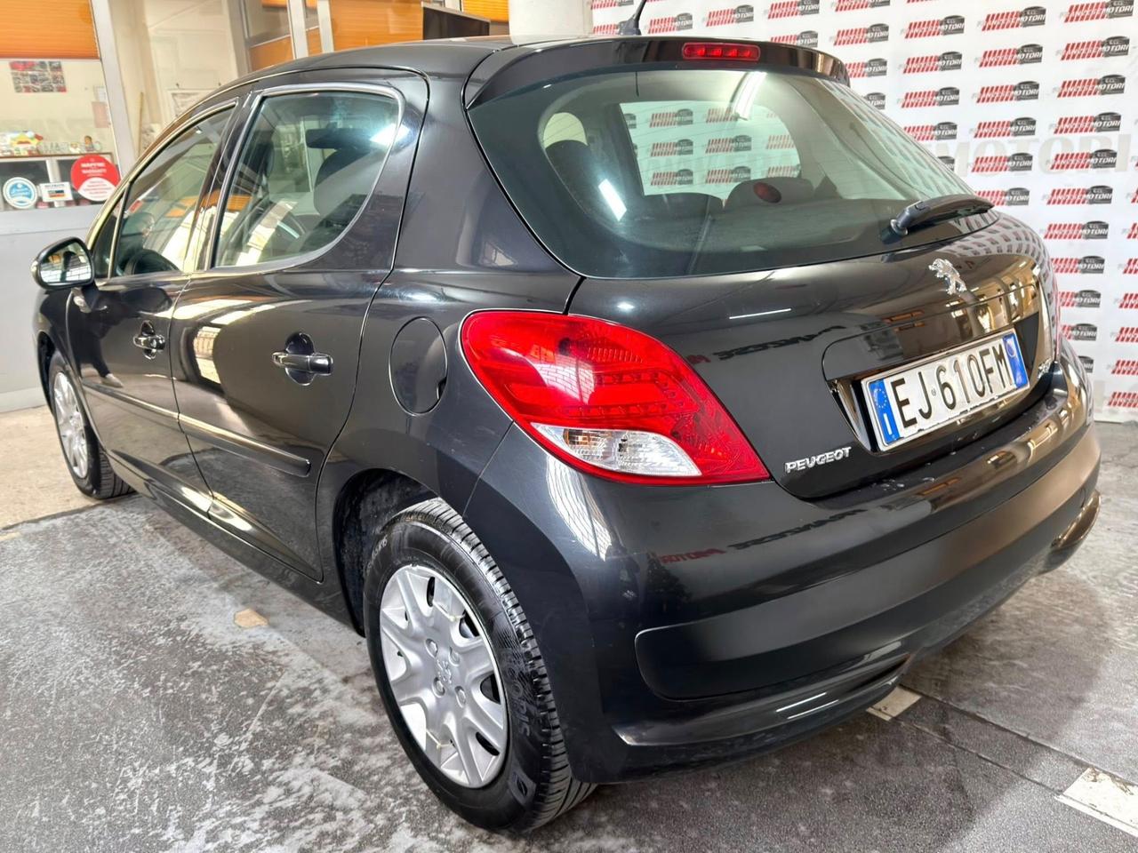 Peugeot 207 1.4 HDi 70CV 5p. Allure