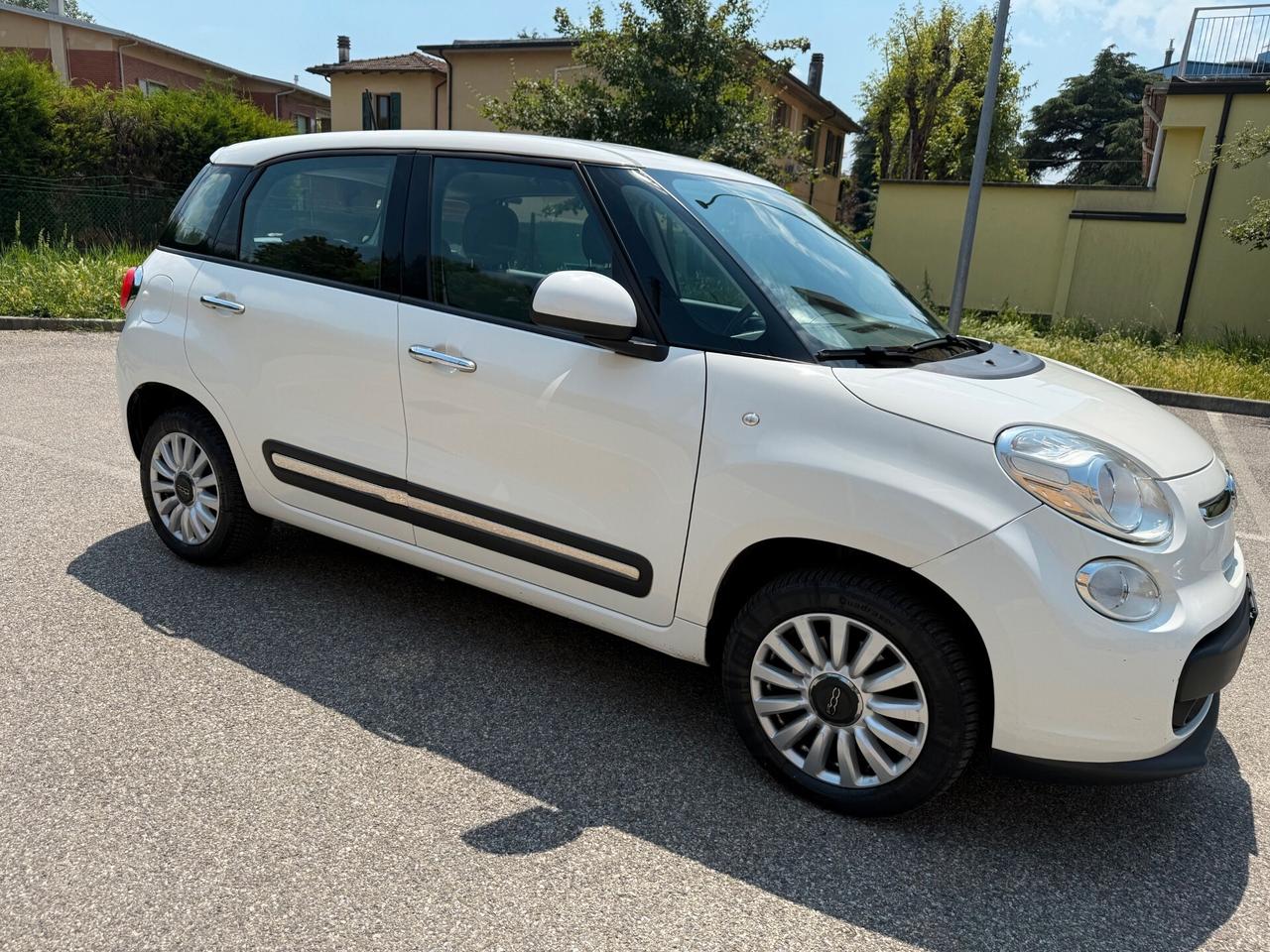 Fiat 500L 0.9 METANO - NEOPATENTATI - 12 MESI DI GARANZIA -