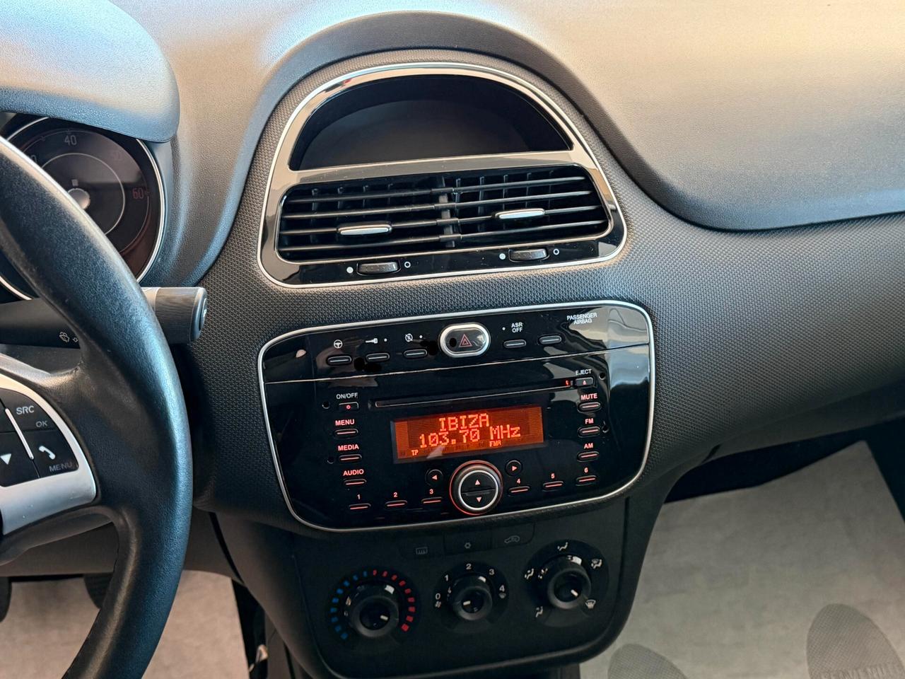 Fiat Punto New 1.3 M.JET 95 cv. 5 porte EASY N1 (IVA Inclusa)