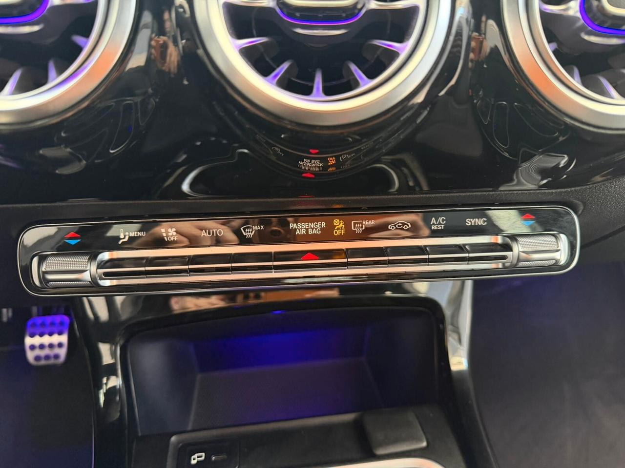 Mercedes-benz A 200 d Premium