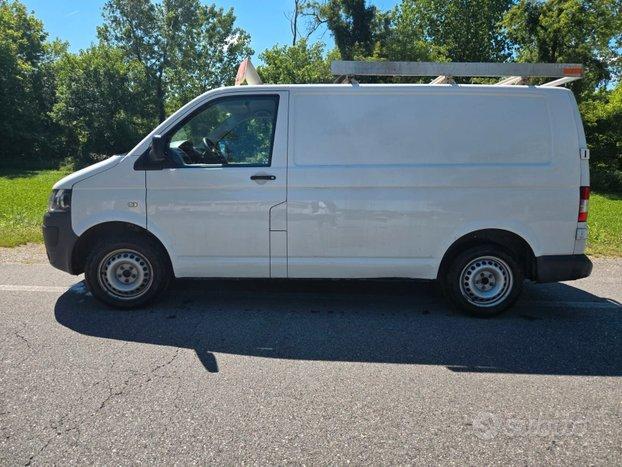 VOLKSWAGEN TRANSPORTER AUTOCARRO - 2011