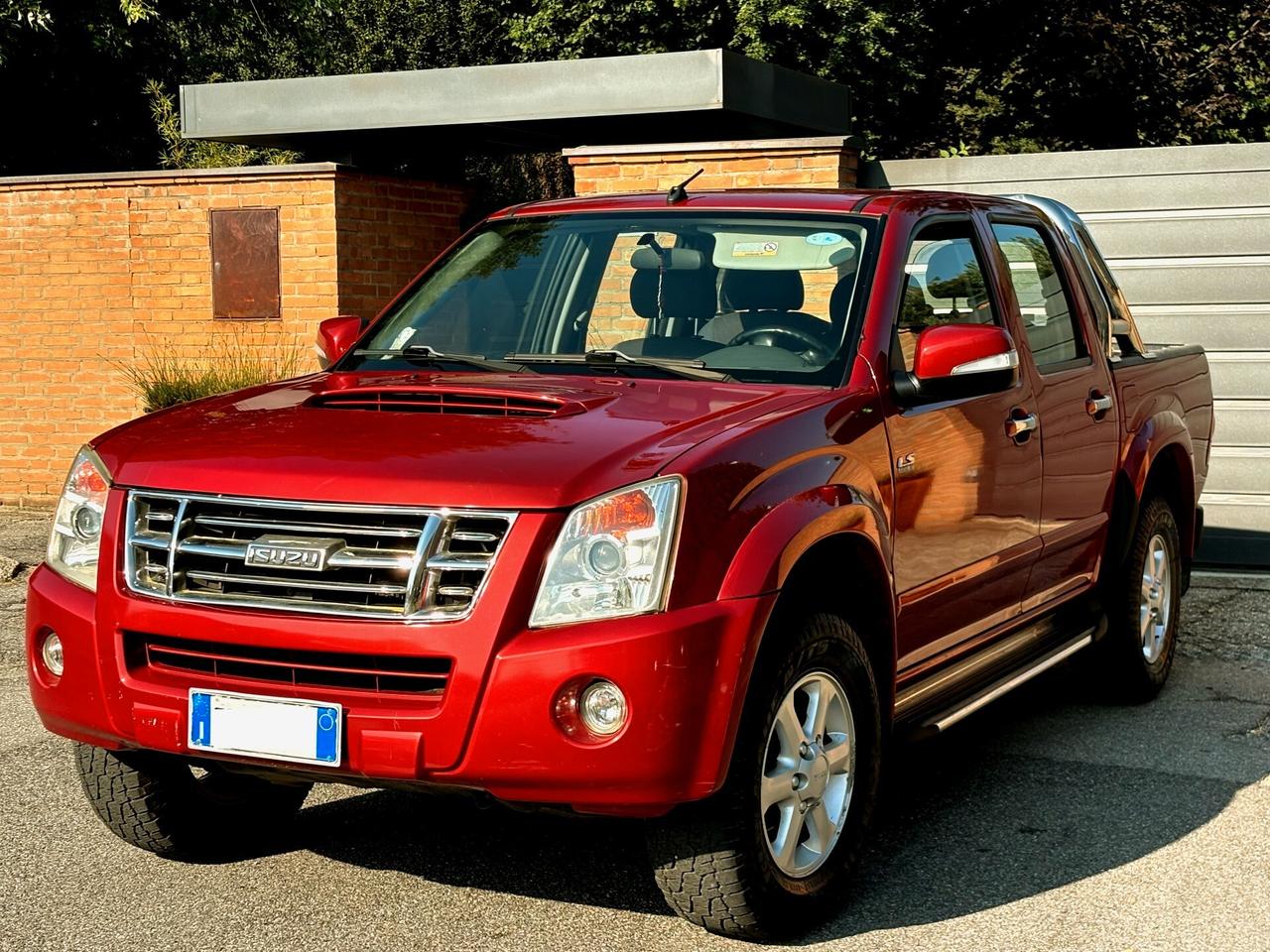 ISUZU D-MAX 3.0D 4x4 aut-D/Cabina-Gancio-2010