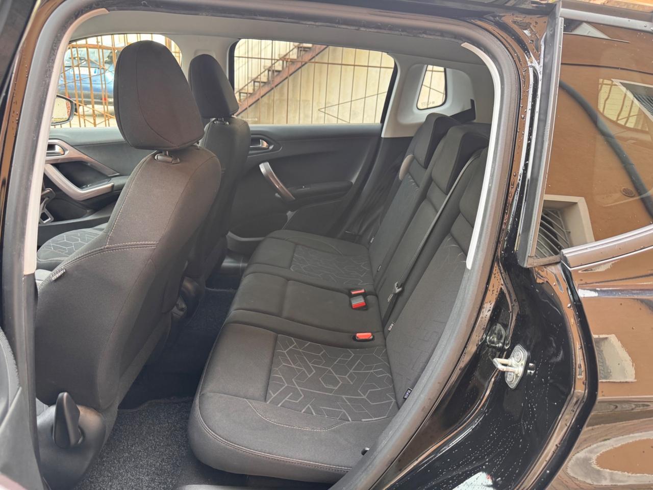 Peugeot 2008 1.4 HDi Ok Neopatentati