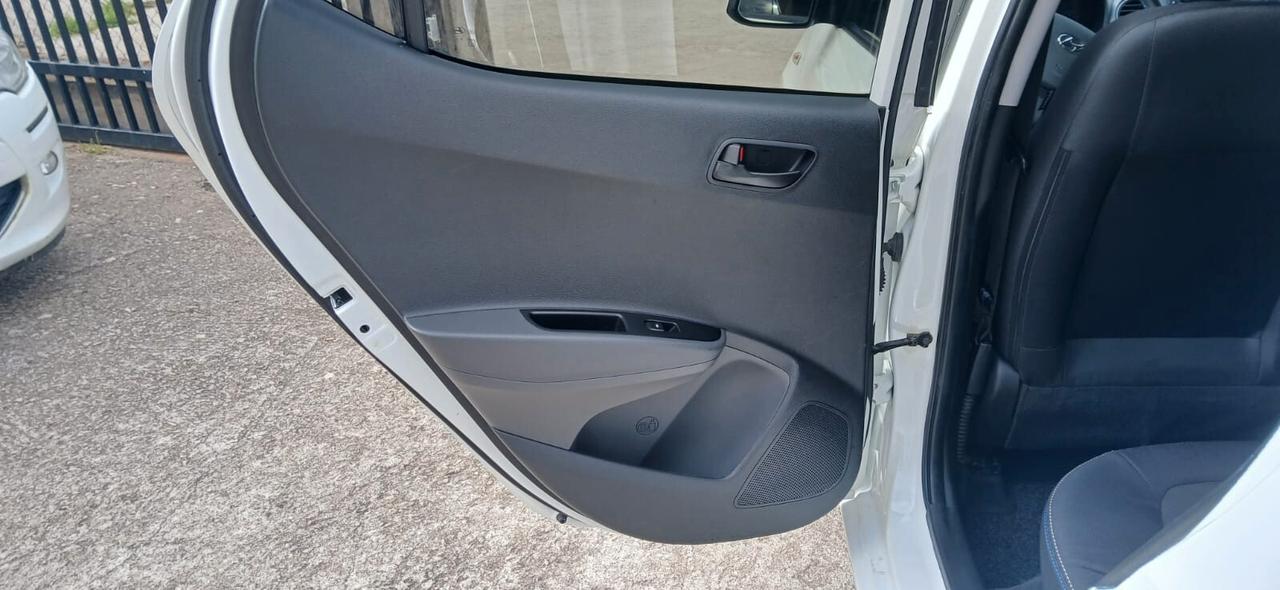 Hyundai i10 1.0 MPI Sound Edition - 2015