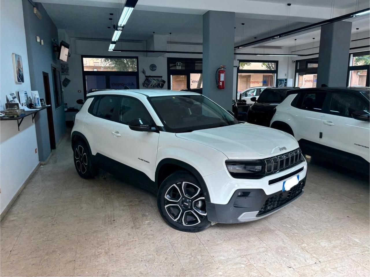 Jeep Avenger 1.2 Turbo 100 CV Summit Plus